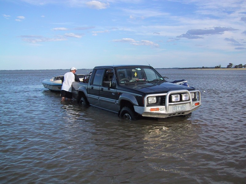 Lake_launch
